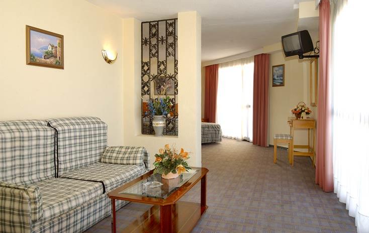 Kross Medina Azahara Torremolinos Zimmer foto