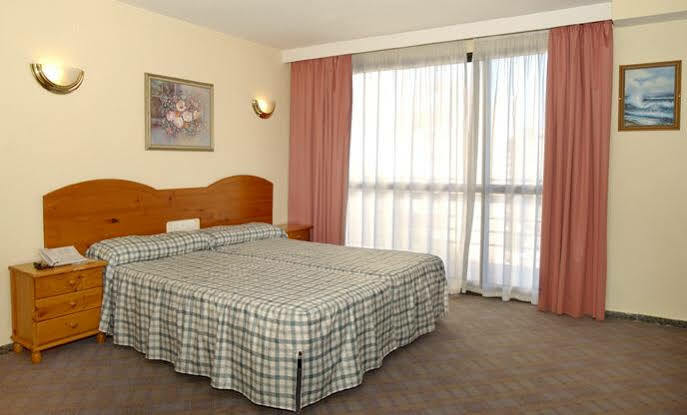 Kross Medina Azahara Torremolinos Exterior foto